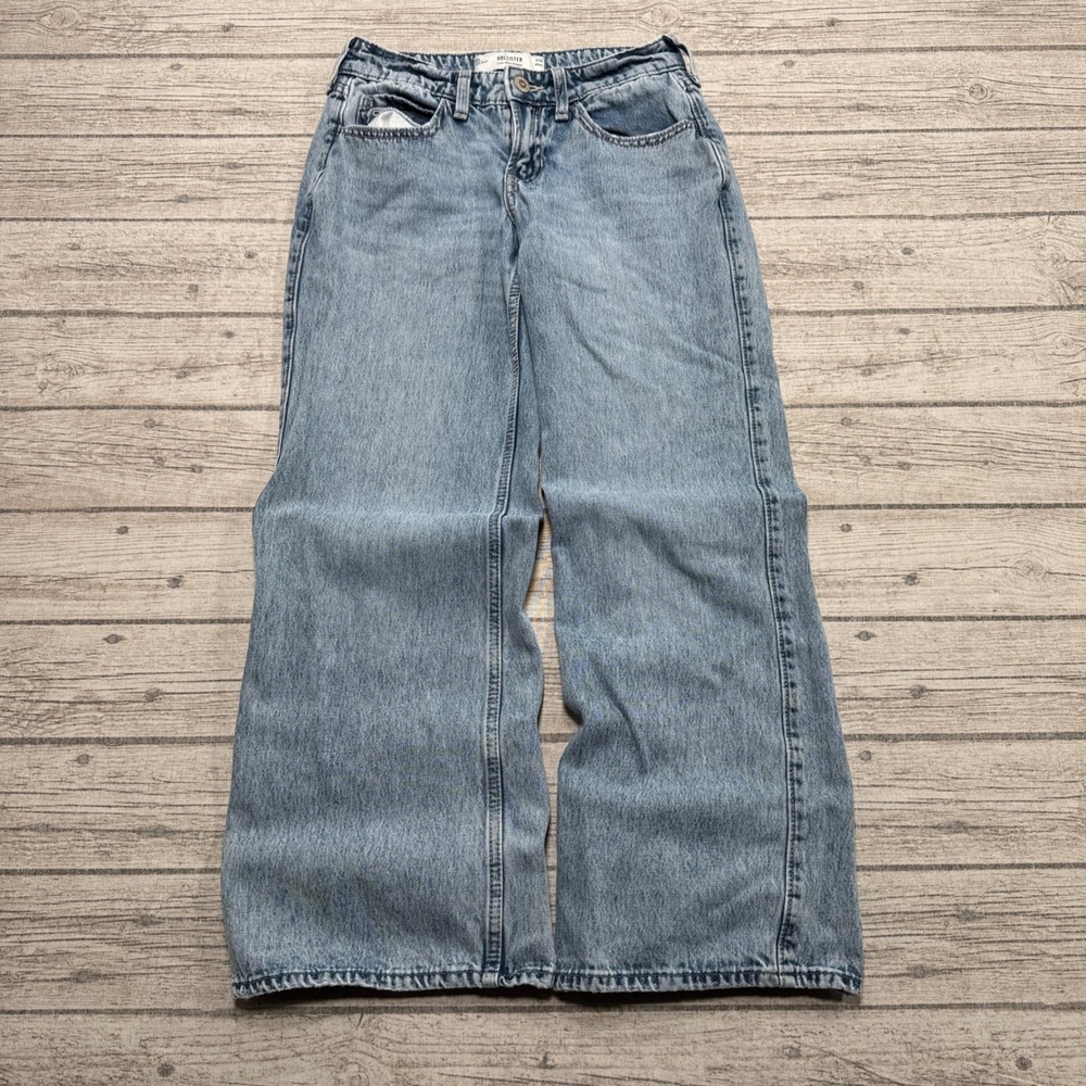 Hollister Jeans Women's 24/0S Blue Light Wash Low-Rise Baggy Wide Leg Streetwear